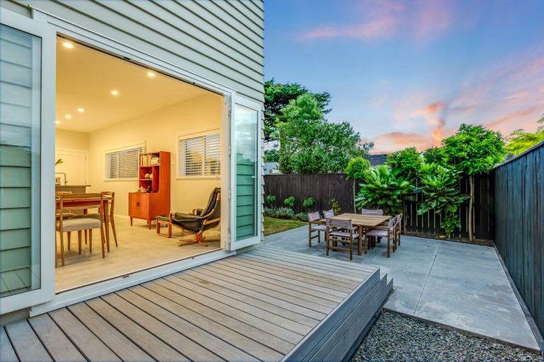 Photo of property in 341c Waiwhetu Road, Fairfield, Lower Hutt, 5011