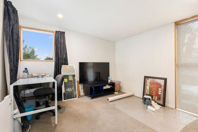 Photo of property in 36 Hills Road, Edgeware, Christchurch, 8013