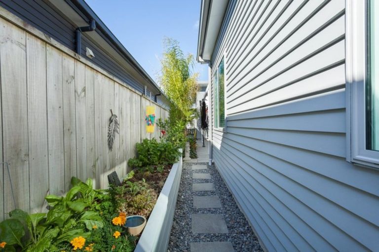 Photo of property in 12 Coprosma Close, Papamoa Beach, Papamoa, 3118