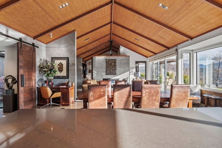 Photo of property in 12 Alfred Duncan Drive, Lake Hayes, Queenstown, 9371