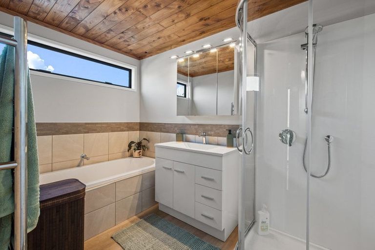 Photo of property in 76 Torkar Road, Clarks Beach, 2122