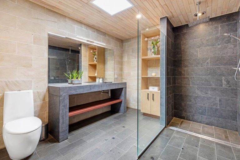 Photo of property in 177 Welcome Bay Road, Welcome Bay, Tauranga, 3112