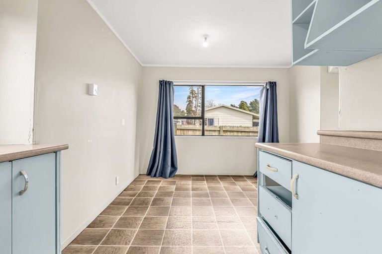 Photo of property in 97a Pohutukawa Drive, Owhata, Rotorua, 3010