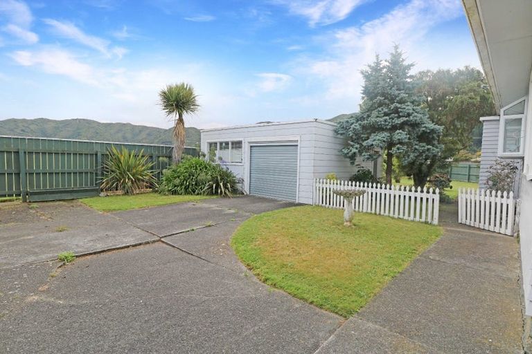 Photo of property in 16 Halifax Street, Wainuiomata, Lower Hutt, 5014