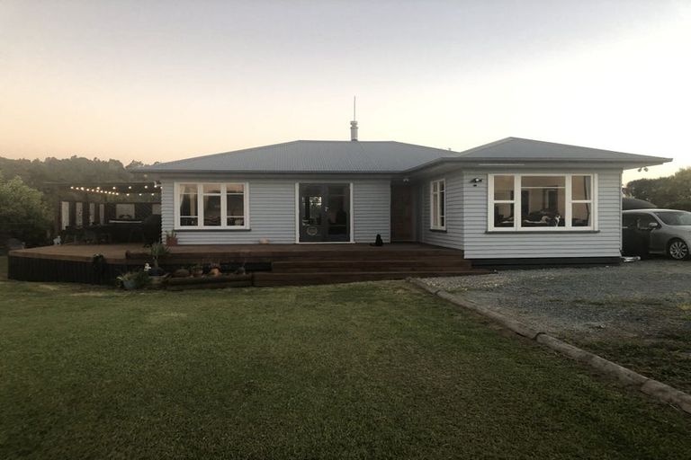 Photo of property in 2083a Paparoa Valley Road, Paparoa, 0571