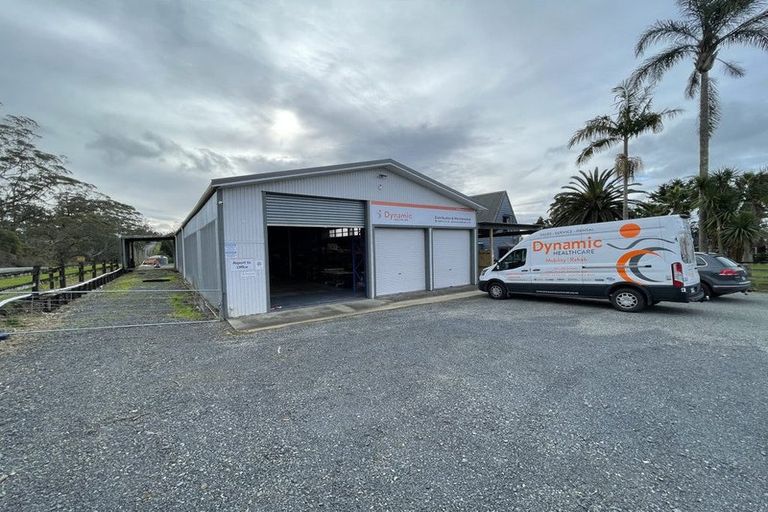 Photo of property in 92 Waimate Road North, Kerikeri, 0293