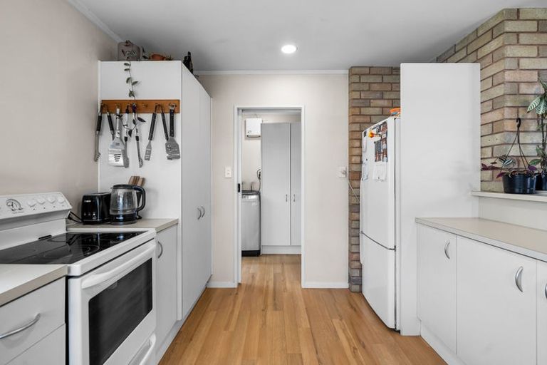 Photo of property in 9 Cromwell Drive, Fitzroy, Hamilton, 3206