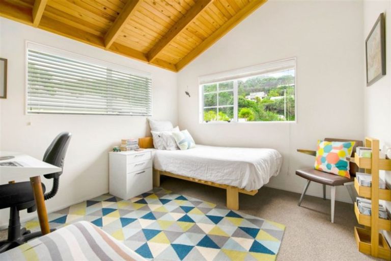 Photo of property in 4 Edwin Mitchelson Road, Muriwai, Waimauku, 0881