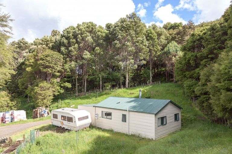 Photo of property in 195 Kapowai Road, Whenuakite, Whitianga, 3591