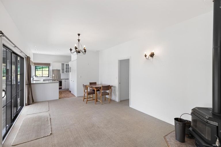 Photo of property in 6 Charles Court, Lake Hawea, Wanaka, 9382