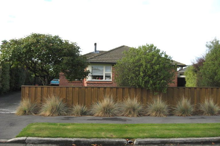 Photo of property in 4 Leander Street, Northcote, Christchurch, 8052