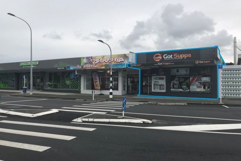 Photo of property in 2/2 Lyttelton Avenue, Forrest Hill, Auckland, 0620