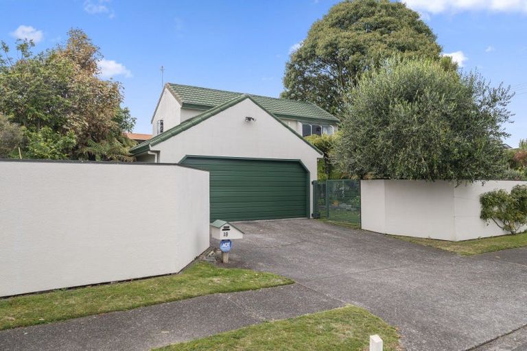 Photo of property in 18 Hilden Place, Hilltop, Taupo, 3330