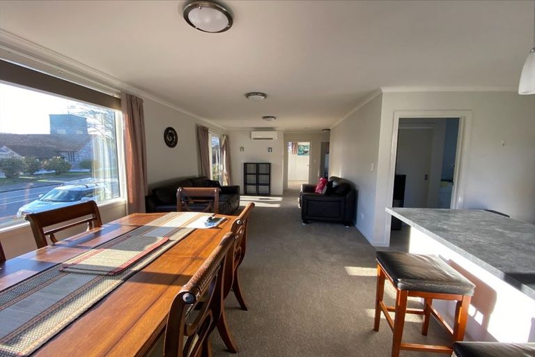 Photo of property in 41 Devon Street, Picton, 7220