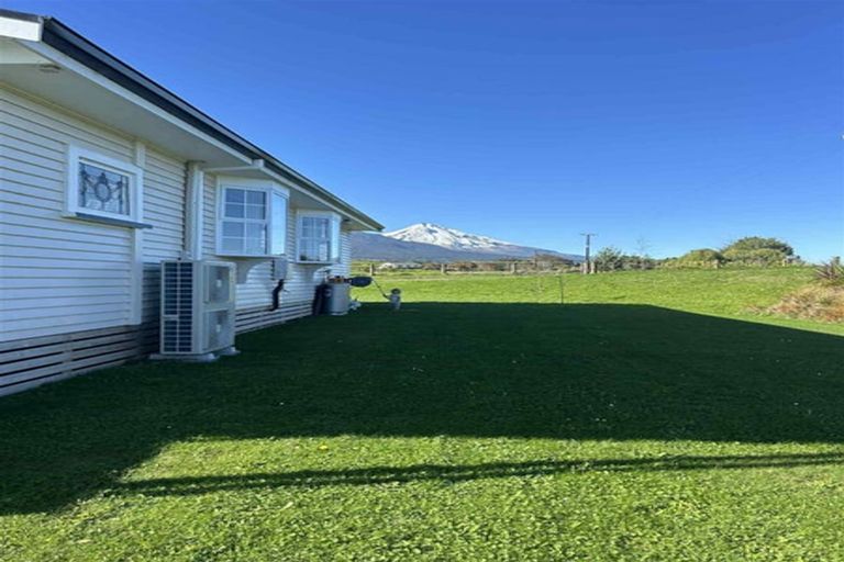 Photo of property in 207 Upper Pitone Road, Pitone, New Plymouth, 4374
