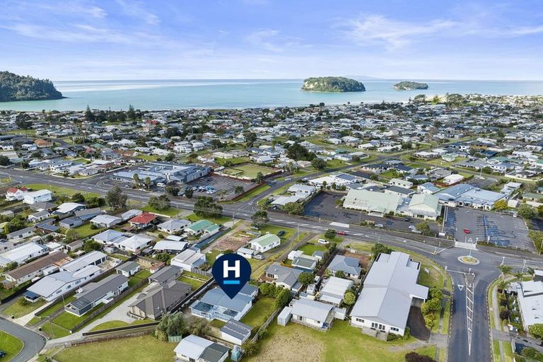 Photo of property in 118 Aberdeen Place, Whangamata, 3620