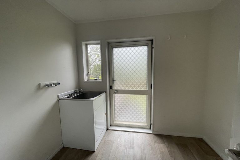 Photo of property in 5 Mira Place, Windsor Park, Auckland, 0632