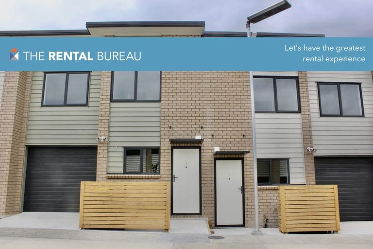 Photo of property in 4 Pangu Way, Mangere, Auckland, 2022