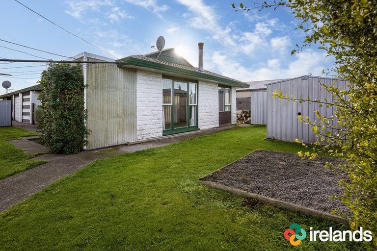 Photo of property in 2/25 Johns Road, Belfast, Christchurch, 8051