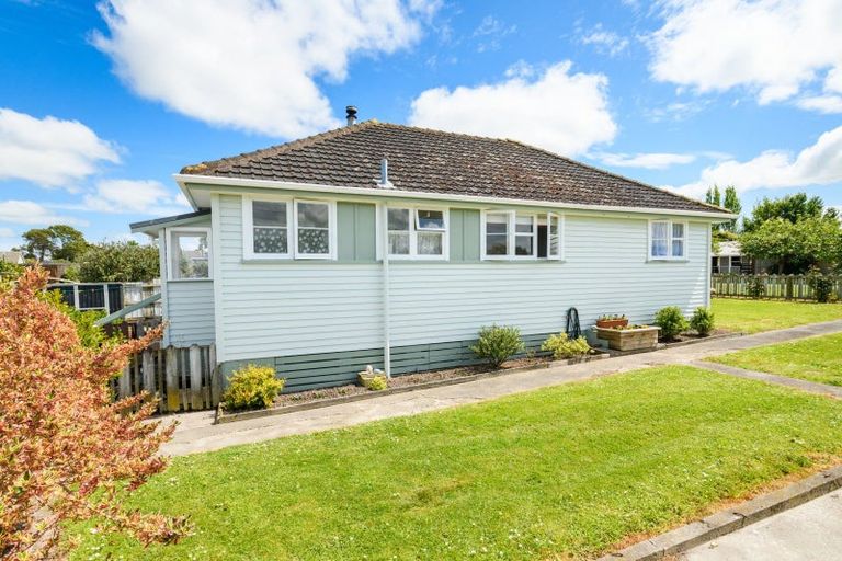 Photo of property in 15 Humber Street, Rongotea, 4476