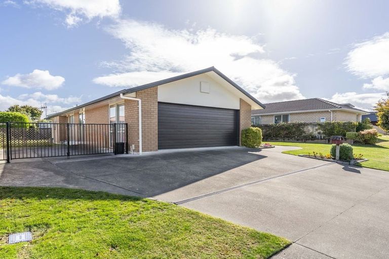 Photo of property in 111 Victory Drive, Wharewaka, Taupo, 3330