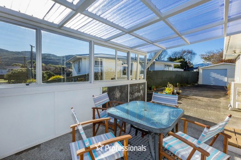 Photo of property in 23 Mary Crescent, Elderslea, Upper Hutt, 5018