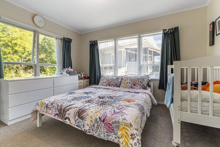 Photo of property in 12 Orsova Place, Lynfield, Auckland, 1042