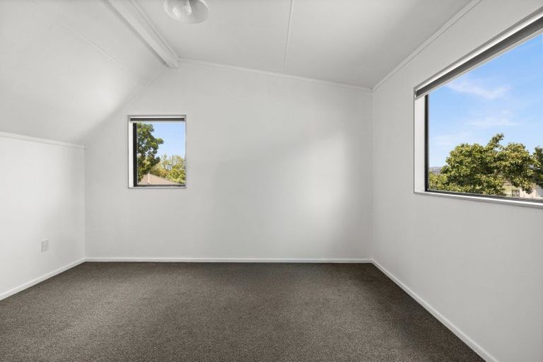 Photo of property in 1210 Howard Street, Parkvale, Hastings, 4122