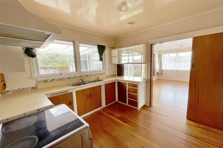 Photo of property in 8 Ashbury Avenue, Silverdale, Hamilton, 3216