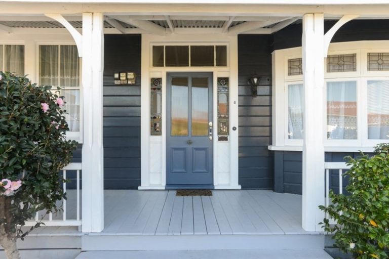 Photo of property in 5 May Avenue, Hospital Hill, Napier, 4110