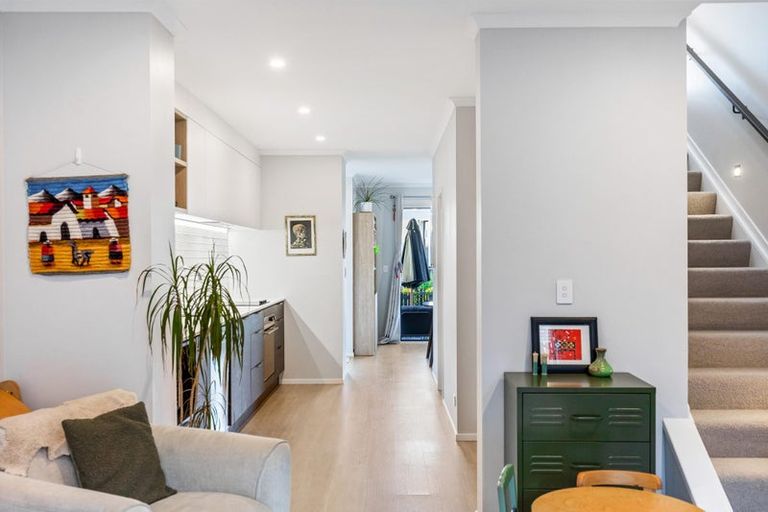 Photo of property in 21 Hema Road, Hobsonville, Auckland, 0616