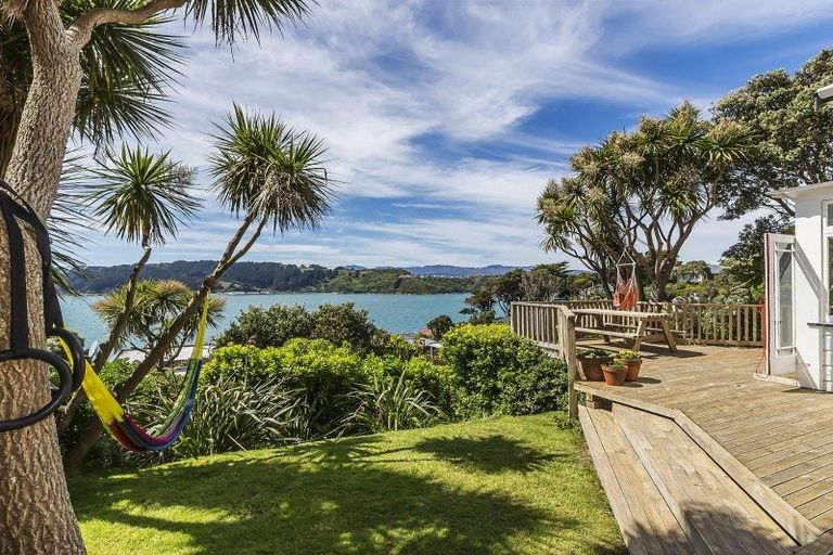 Photo of property in 75 Grafton Road, Roseneath, Wellington, 6011