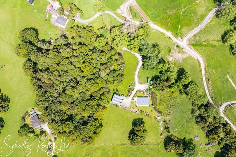 Photo of property in 37 Willow Lane, Maungaturoto, 0588