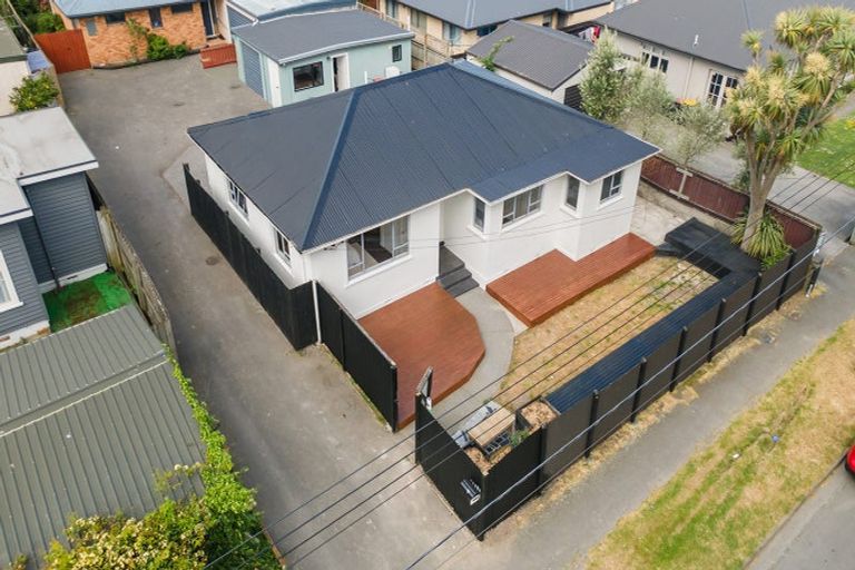Photo of property in 1/381 Linwood Avenue, Bromley, Christchurch, 8062