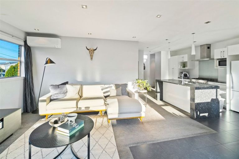 Photo of property in 1/42 Seymour Street, Hornby, Christchurch, 8042