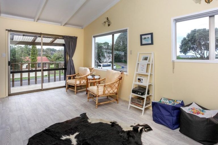 Photo of property in 3b Dolphin Drive, Whiritoa, Whangamata, 3691