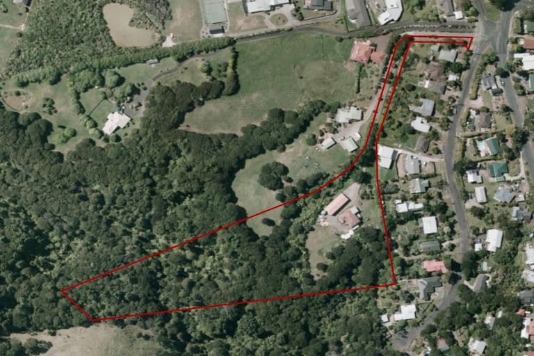 Photo of property in 25d Phillip Avenue, Glen Eden, Auckland, 0602