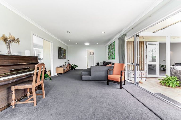 Photo of property in 37 Morris Road, Hillcrest, Hamilton, 3216