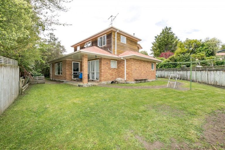 Photo of property in 8a Alison Street, Hamilton Lake, Hamilton, 3204