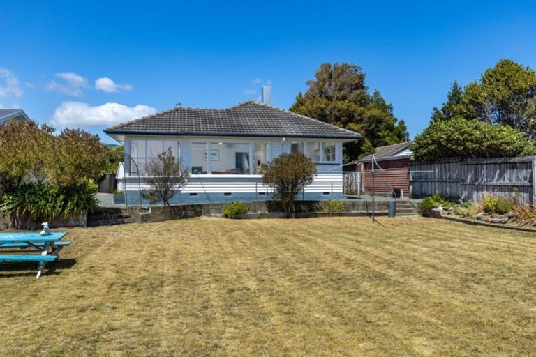 Photo of property in 16 Martin Street, Monaco, Nelson, 7011