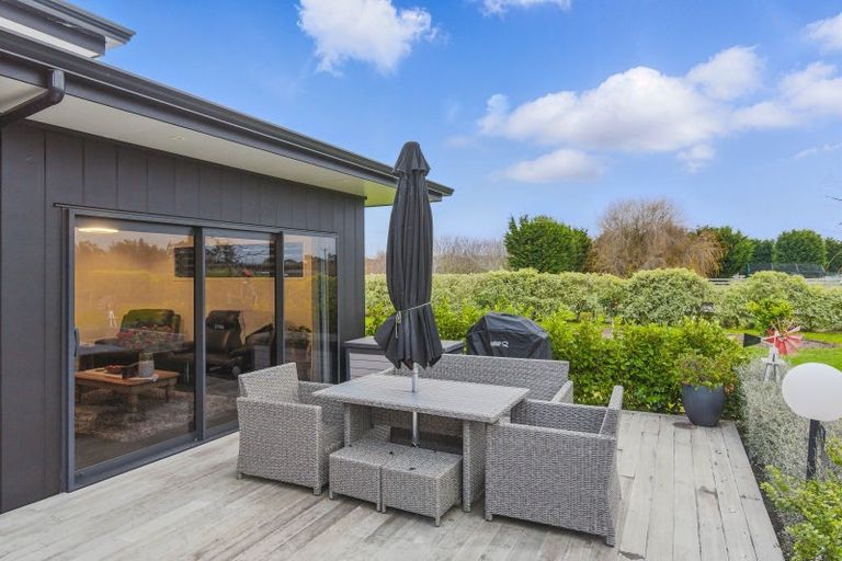 Photo of property in 518 Hickford Road, Foxton, 4891