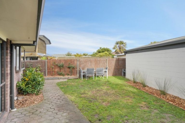 Photo of property in 27a Trafford Street, Harewood, Christchurch, 8051