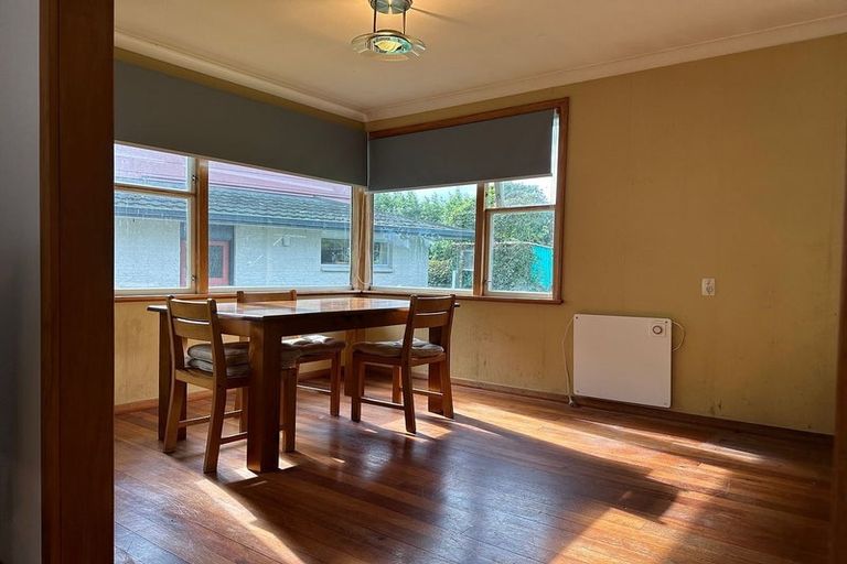 Photo of property in 77 Birmingham Street, Takaro, Palmerston North, 4412