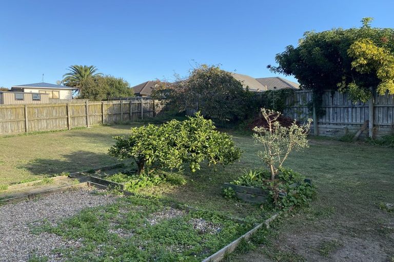 Photo of property in 3 Applewood Drive, Henderson, Auckland, 0612