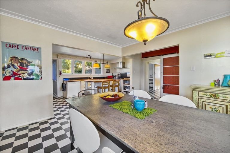 Photo of property in 1 Swan Street, Taihape, 4720