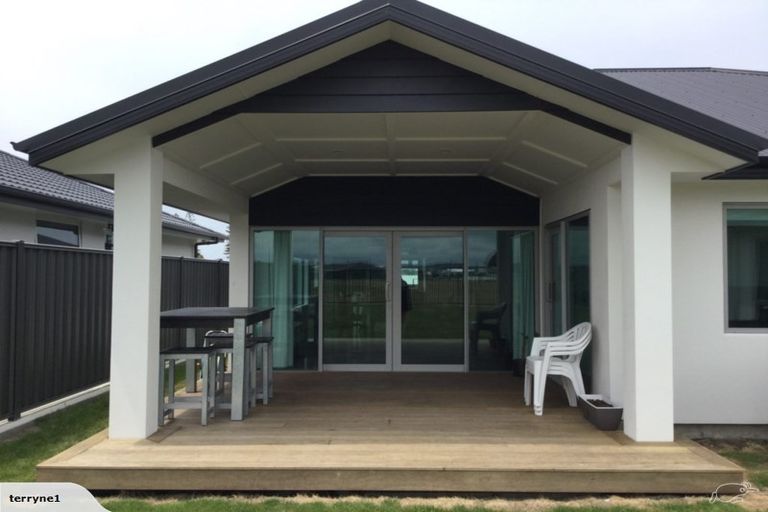 Photo of property in 3 Aparima Place, Awatoto, Napier, 4110