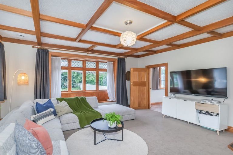 Photo of property in 43 Kawiu Road, Levin, 5510