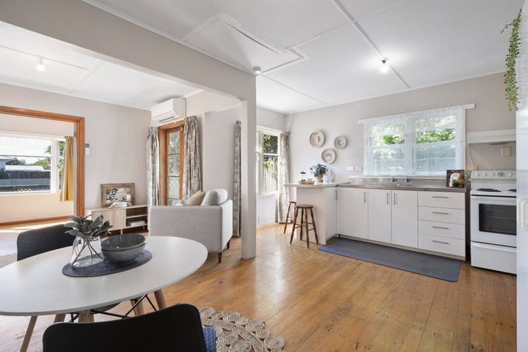 Photo of property in 4 Keeling Street, West End, Palmerston North, 4412