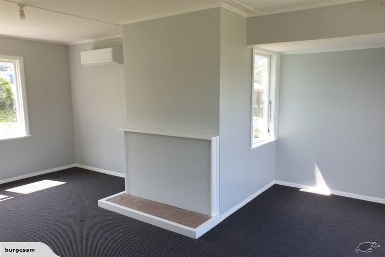 Photo of property in 78-80 Hereford Street, Cannons Creek, Porirua, 5024