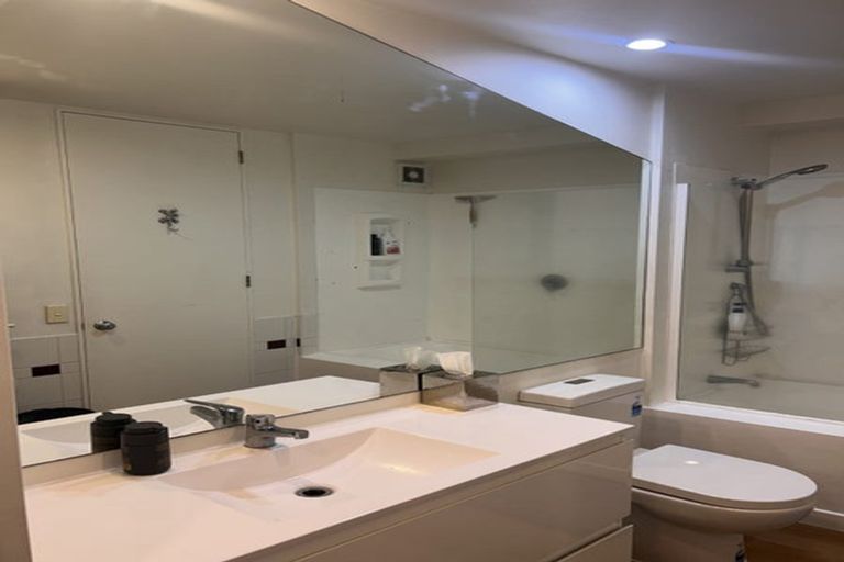 Photo of property in Sirocco Apartments, 804/8 Church Street, Wellington Central, Wellington, 6011